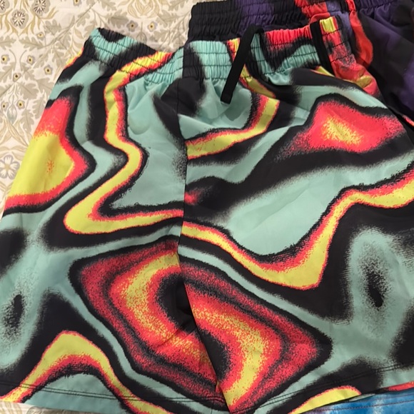 3 pairs of Nike Kids Colorful Shorts - Picture 4 of 6